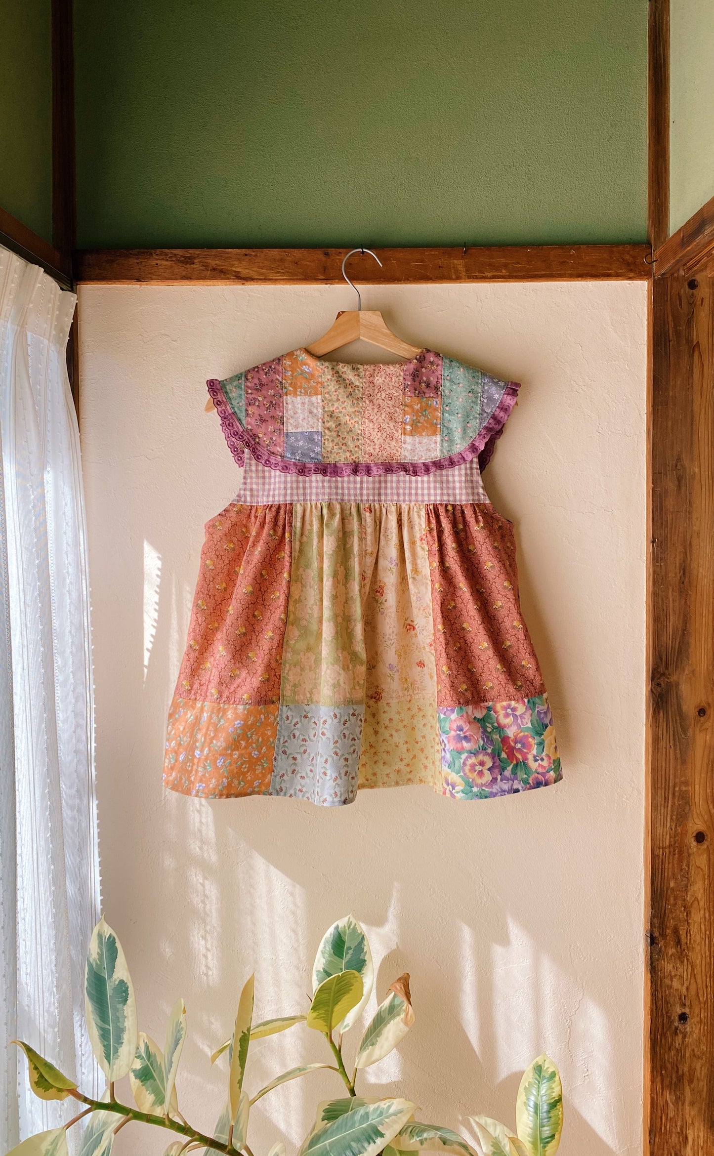 Patchwork collar blouse
