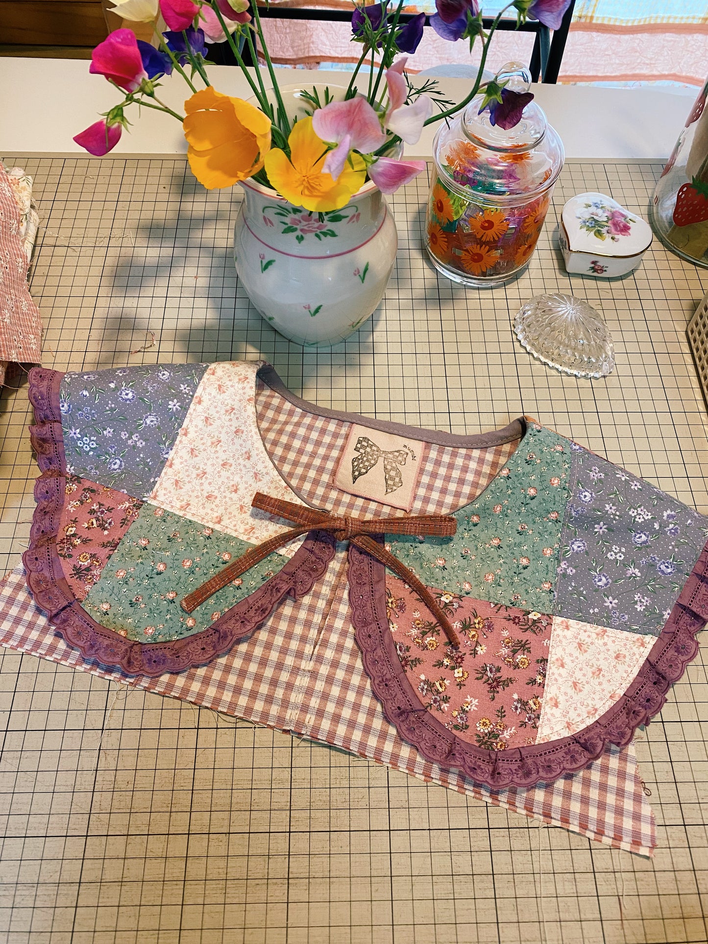 Patchwork collar blouse