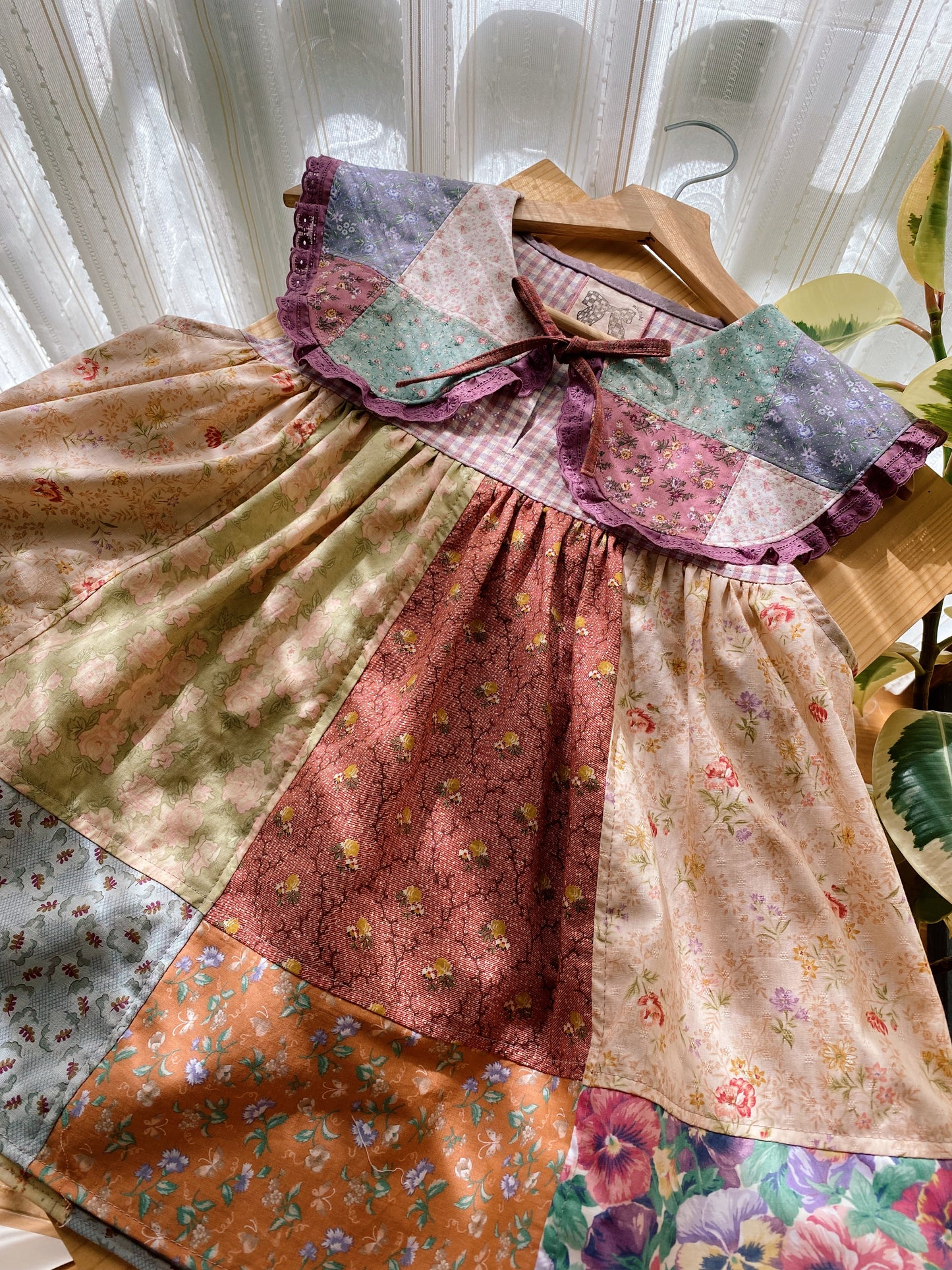 Patchwork collar blouse