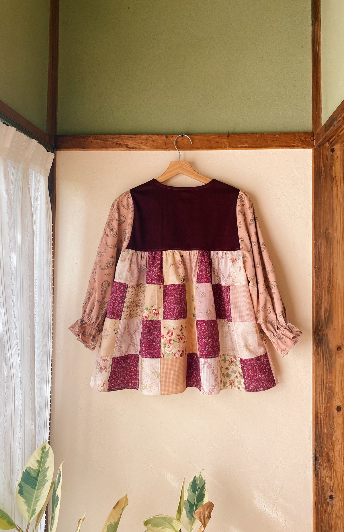 Front tie patchwork blouse with candy sleeves
