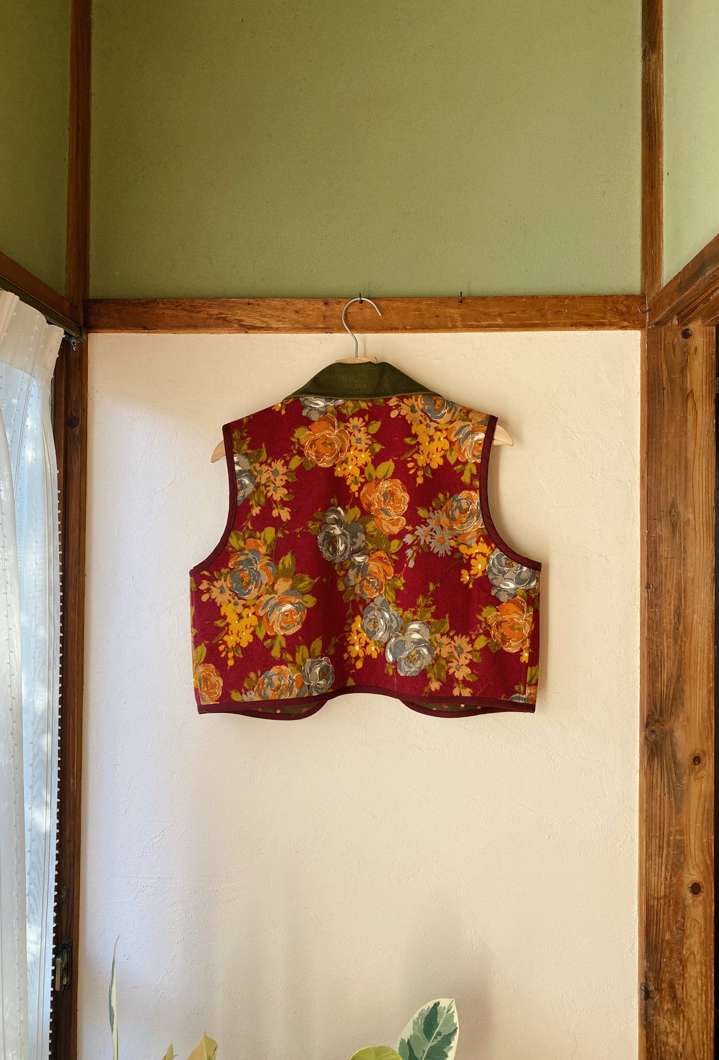 Floral Vest (L)