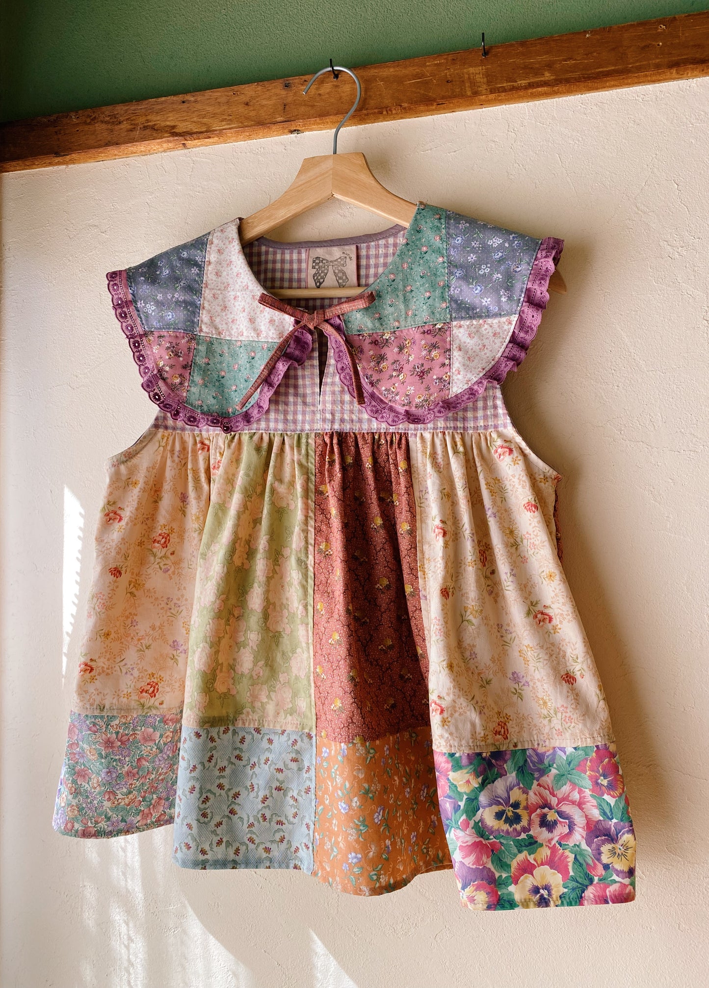 Patchwork collar blouse