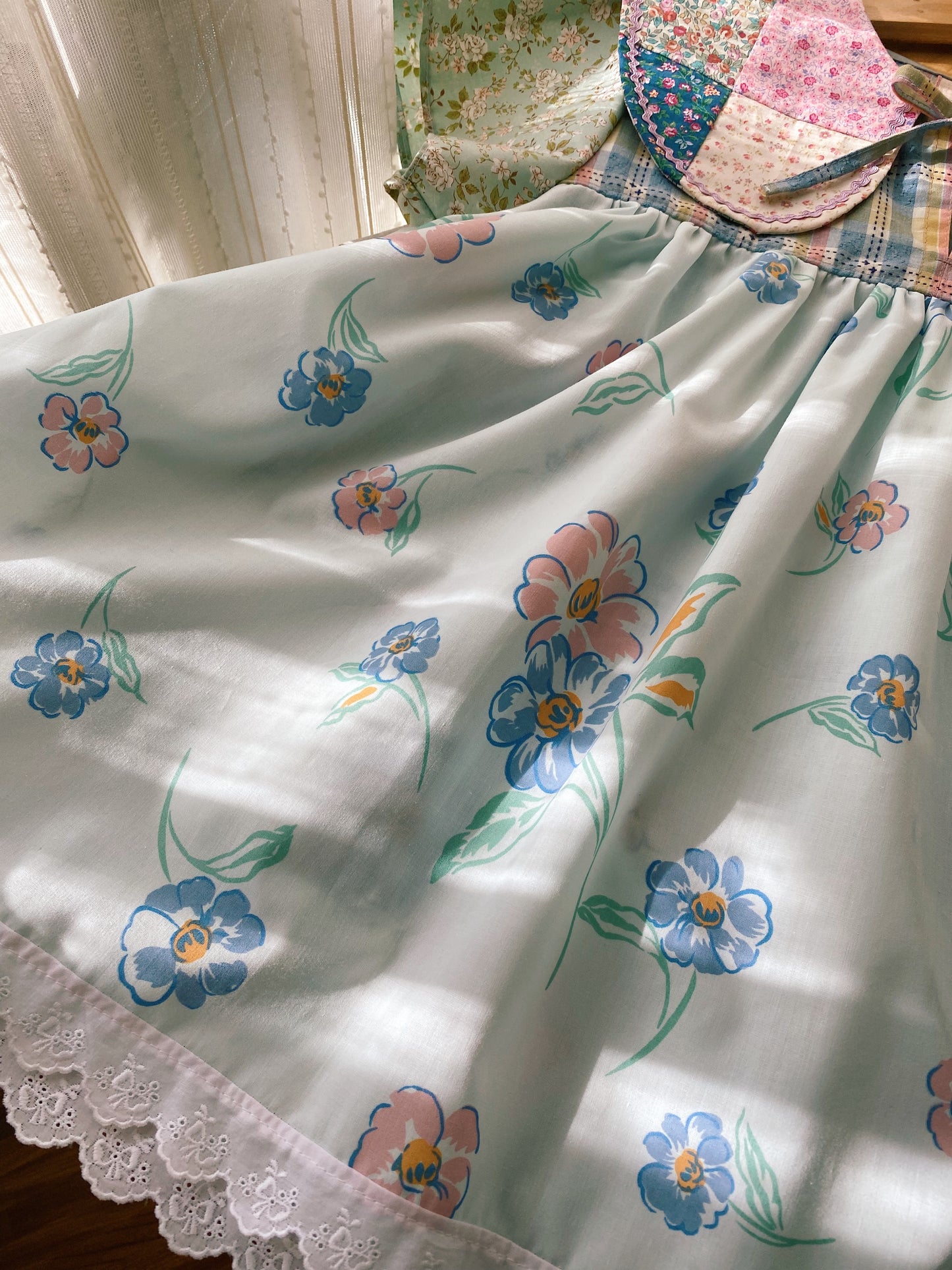 Patchwork collar front tie blouse
