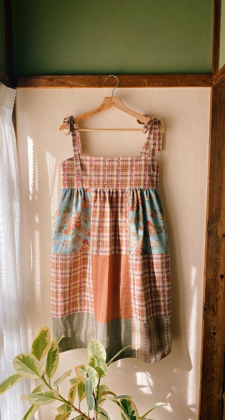 Musubi Smocking Dress