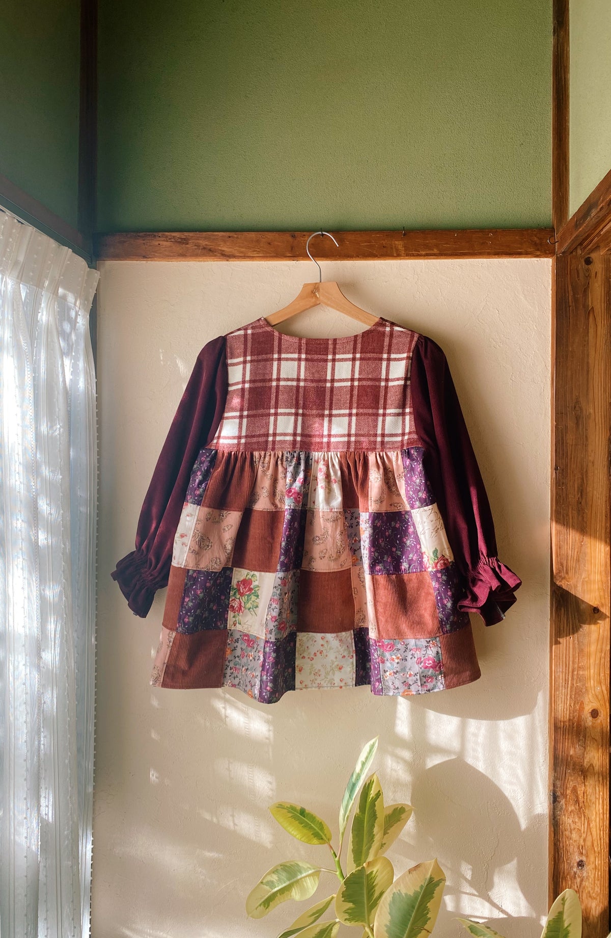 Front tie patchwork blouse with candy sleeves