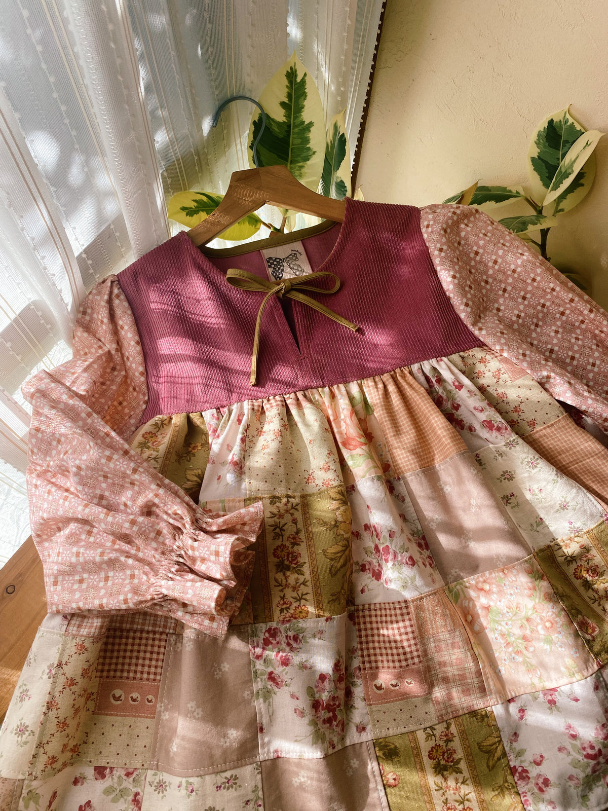 Front tie patchwork blouse with candy sleeves